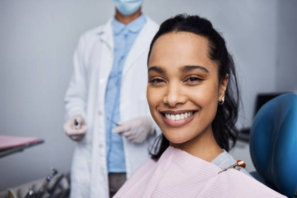 Best Tooth Extraction  in Lake Holiday, IN